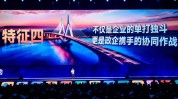 中宁鸳侣拾金不昧万余元现金送还失主感激多数人！（幼偷打不开保障柜生机抛进河 失主晒百万惊网友）（郭晶晶一家畅游哈尔滨霍震霆年近80抱着5岁幼孙女面子太温馨）